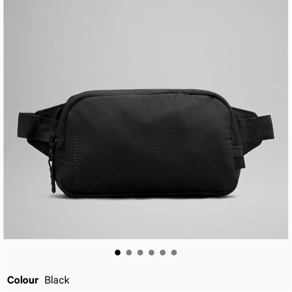Lululemon athletica mini everywhere belt bag